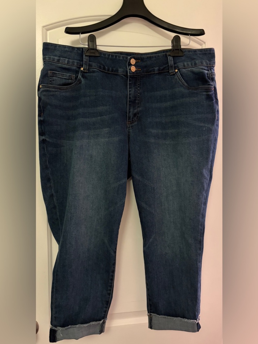 Kut from the Kloth “Amy” Crop Straight Leg Jeans - 16W
